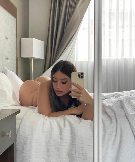 anicejewishgirl OnlyFans Brüste Bild