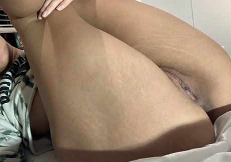 AmberXXX OnlyFans öffentliche Fotos OnlyFans