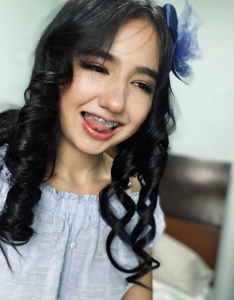 ooficialanie OnlyFans schlank