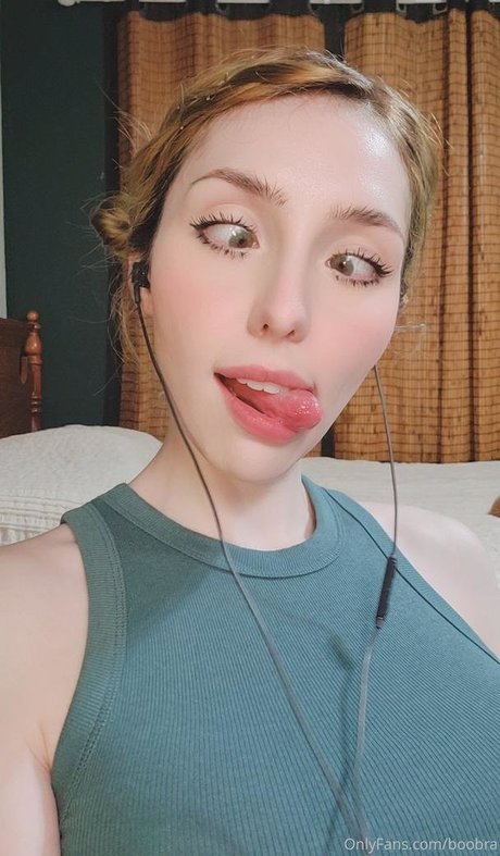 Boobra Leaks von Nacktbildern auf OnlyFans