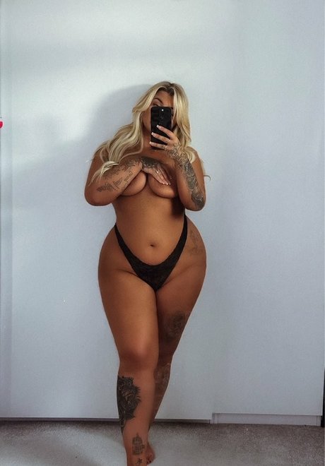 Onlyelliej Nacktbilder von OnlyFans