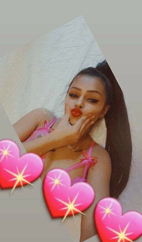 Berki Loretta OnlyFans Striptease