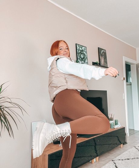 Sarah Neuhaus Sextape OnlyFans Nacktbilder