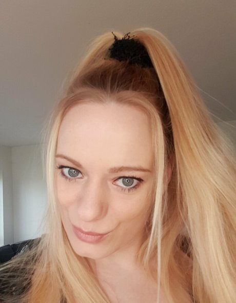 sweet miaxxx OnlyFans Nacktbilder