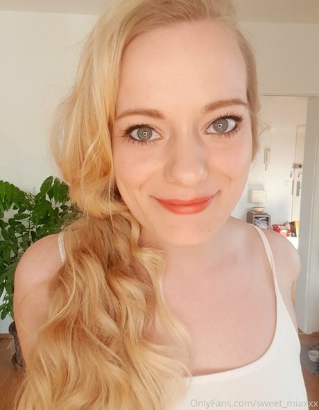 sweet miaxxx Sextape OnlyFans Nacktbilder