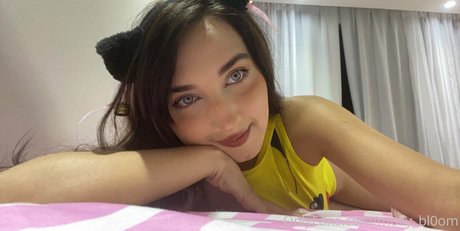 molly bl0om Leaked OnlyFans Nacktbilder