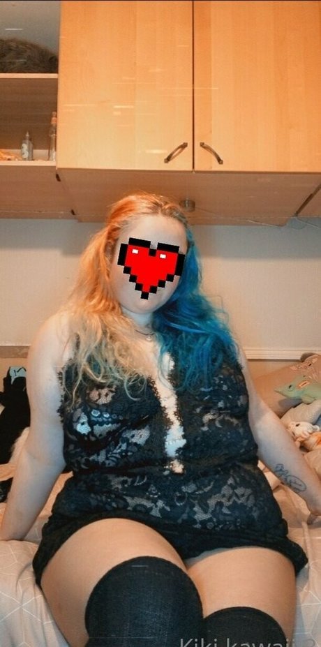 kiki kawaii 98 OnlyFans Fotos
