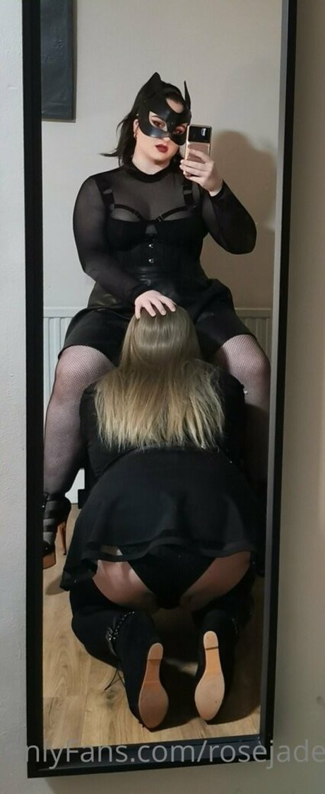 rosejadestorm OnlyFans Nacktbilder geleakt