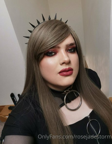 rosejadestorm OnlyFans Gratis