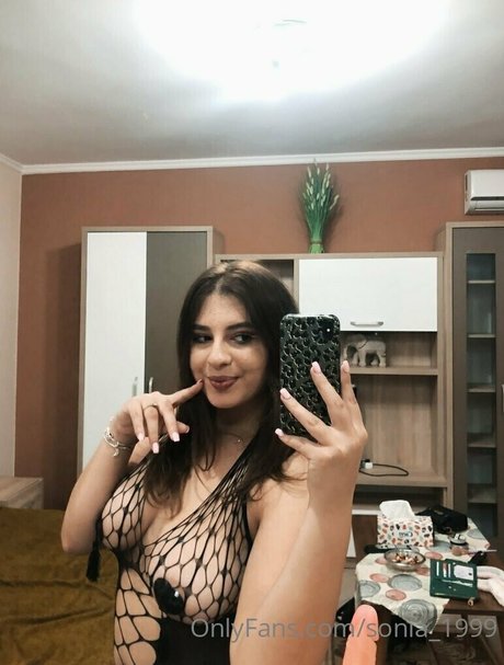 sonia 1999 Nacktbilder OnlyFans Leak