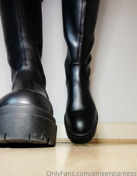 gingergiantess OnlyFans-Creator