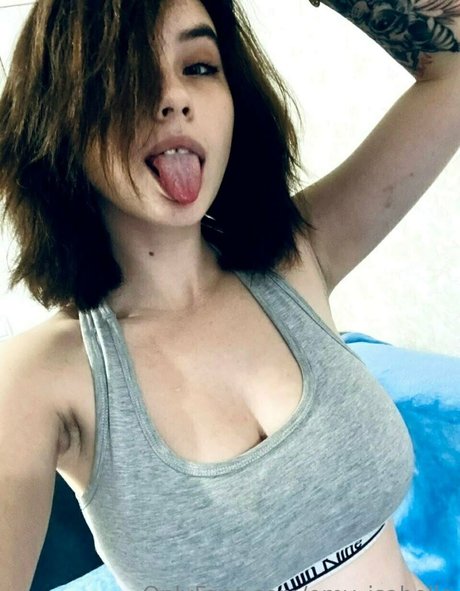 emy isabelle Nacktbilder von OnlyFans