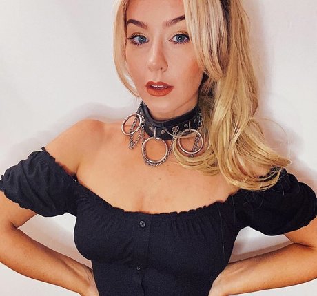 Creative Calm ASMR OnlyFans Nacktbilder