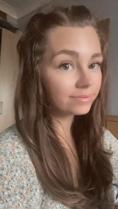 Admiremeamy OnlyFans Modelfoto