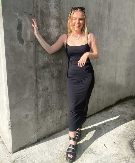 holliesworldd Leaks von OnlyFans