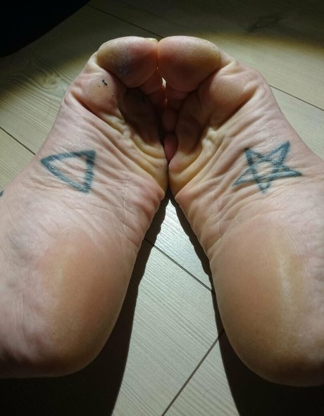 ditteslegsandfeet OnlyFans Pornografie geleakt