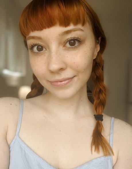 nataliagreyfree OnlyFans Leaj