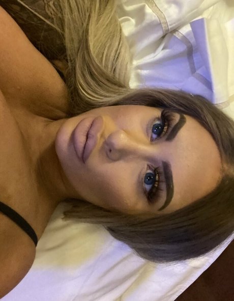 mssnewbooty OnlyFans-Leaks