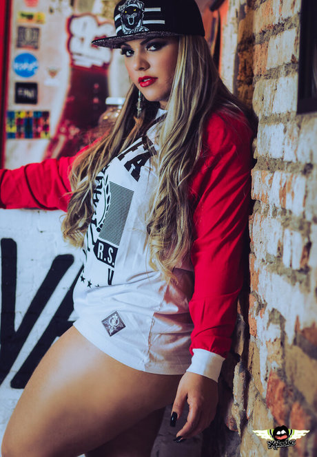 Carine Ivankio Nacktbilder auf OnlyFans