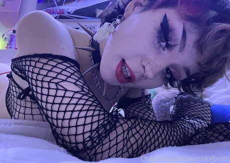 worldofbrats Leak von OnlyFans