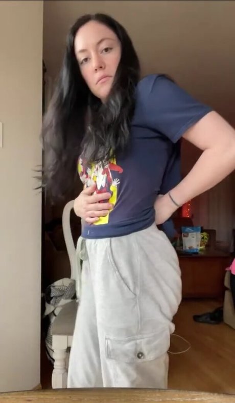 Awakeproductions OnlyFans Bilder