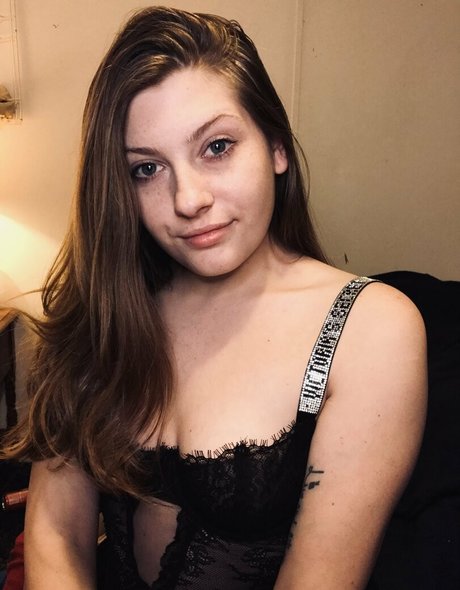 jadebunni Nacktpornos auf OnlyFans