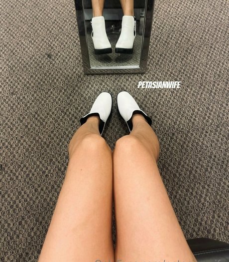 petasianwife OnlyFans Nacktbilder