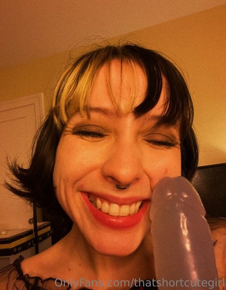 thatshortcutegirl Neue geleakte OnlyFans-Inhalte