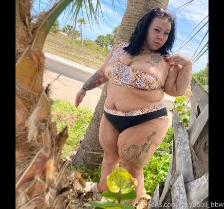 inky hermosa Leak von OnlyFans Pornografie