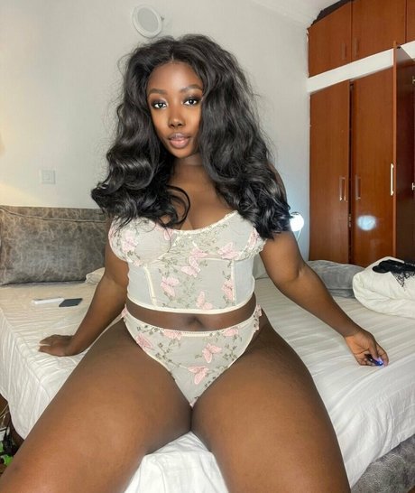 duobella Geleakte OnlyFans-Inhalte