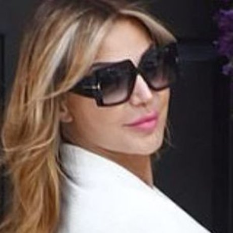 Lizzie Cundy OnlyFans Inhaltstyp