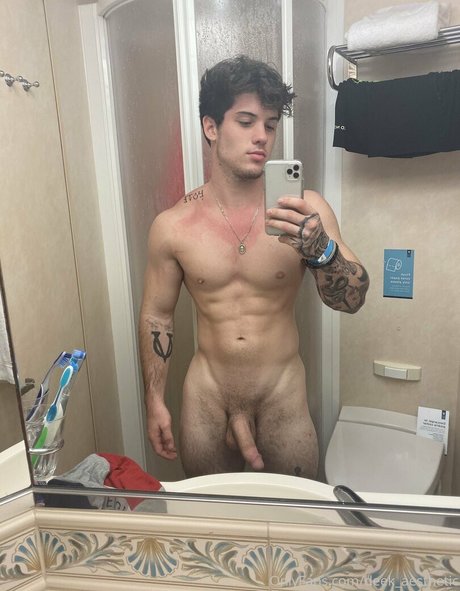 deek aesthetic NSFW OnlyFans