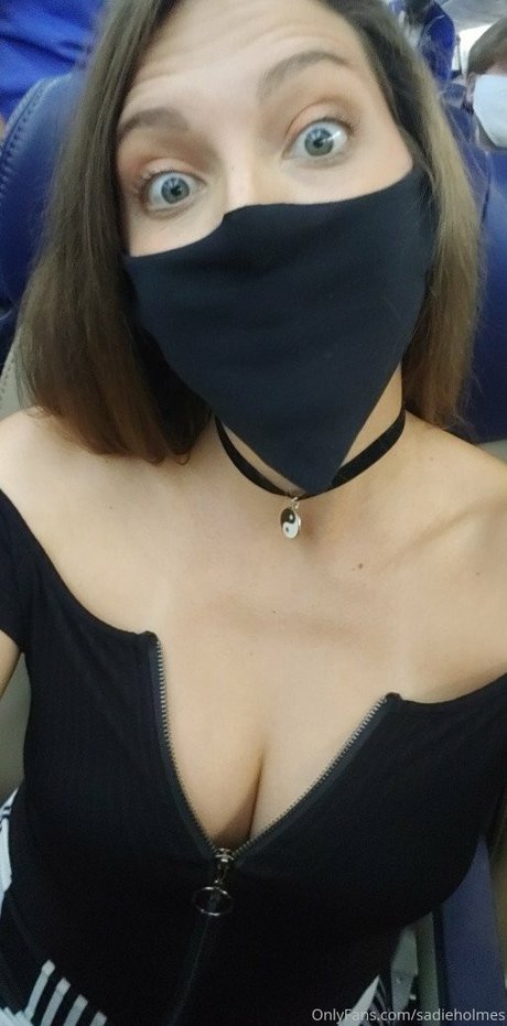 sadieholmesxxx OnlyFans Bilder