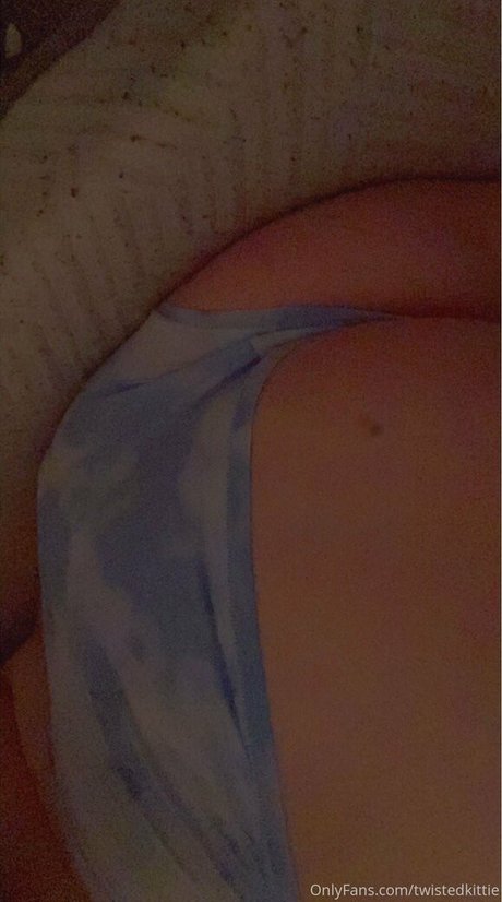 twistedkittie Nacktbilder OnlyFans
