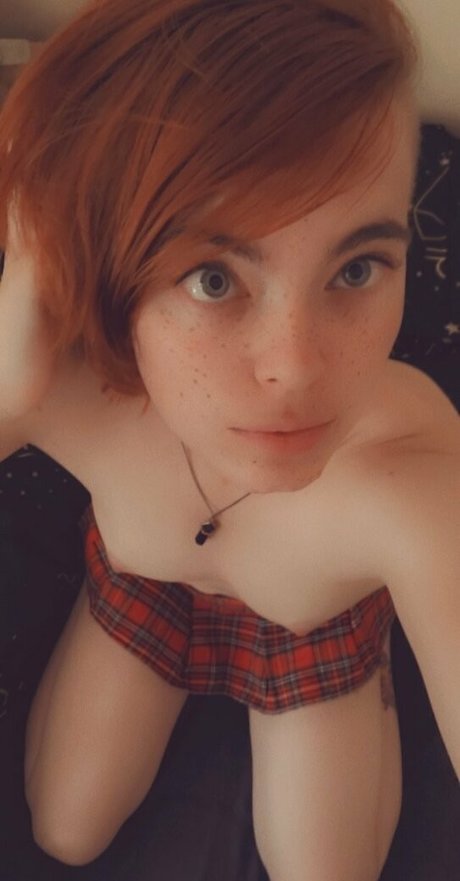 naughtylittlekitten93 OnlyFans Nacktbilder