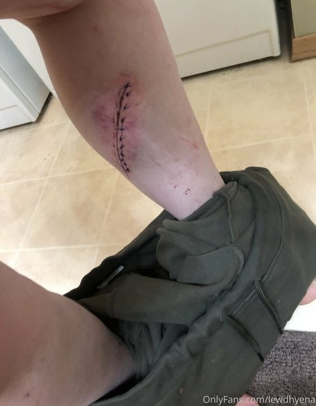 lewdhyena OnlyFans-Fotos
