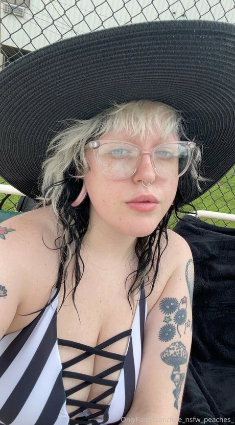 free nsfw peaches_ OnlyFans Porn Nackt