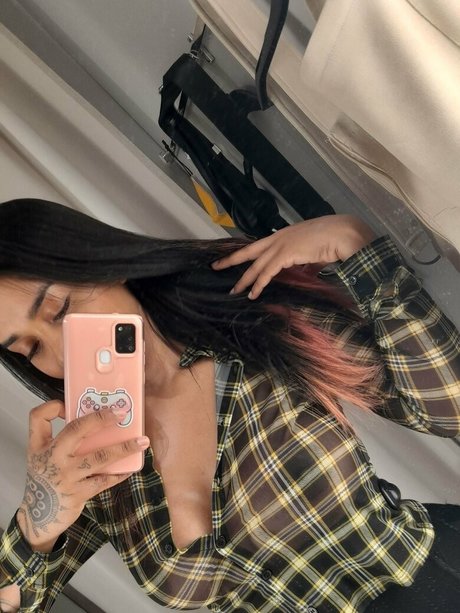 lolitasquirt OnlyFans kostenlos geleakt