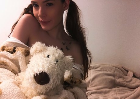 adrianabanana420 OnlyFans XXX