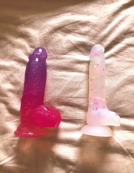 adrianabanana420 OnlyFans XXX