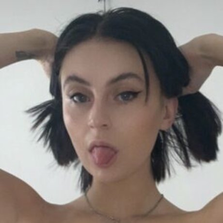 Moreexin OnlyFans-Bild