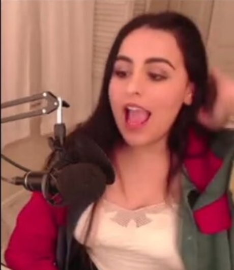 Alliebeemac XXX OnlyFans