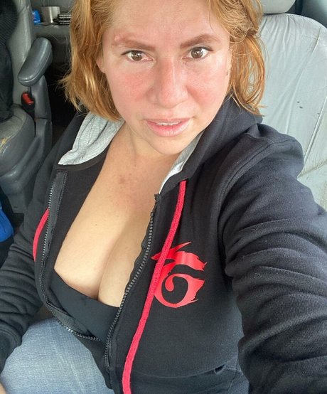 Normii Nackt auf OnlyFans