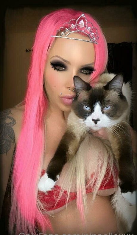 ninaellexxx OnlyFans Pornografie