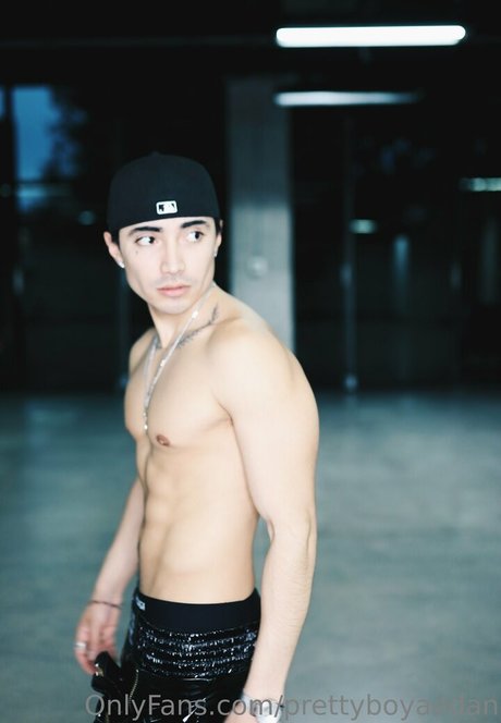 prettyboyaedan OnlyFans