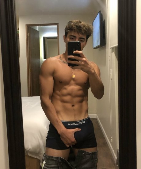 prettyboyaedan OnlyFans-Bilder geleakt