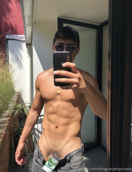 prettyboyaedan OnlyFans Model Bilder