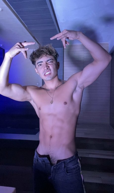 prettyboyaedan OnlyFans-Leaks