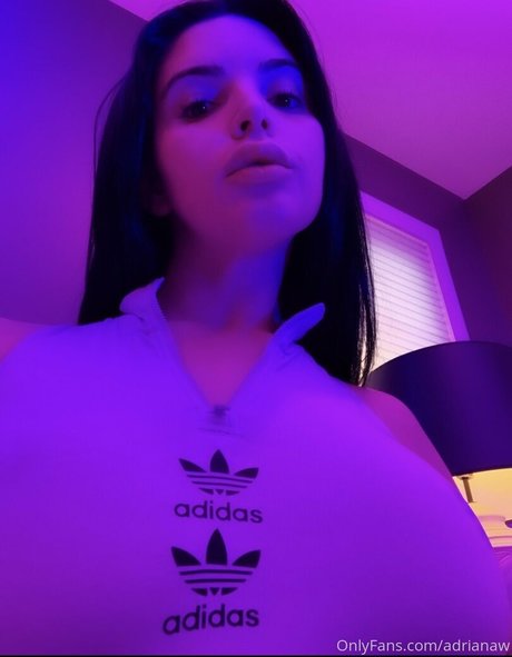 adrianaw OnlyFans Pornografie