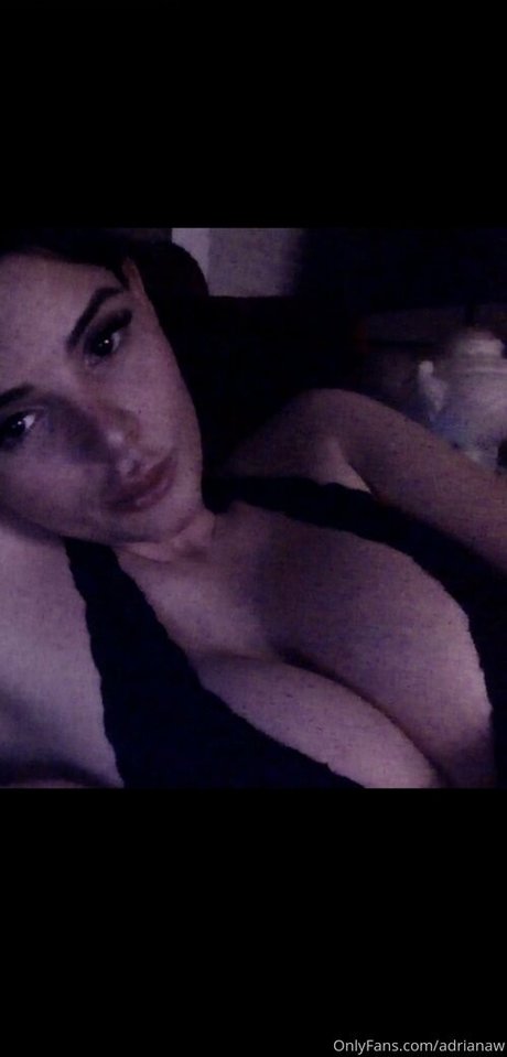 adrianaw OnlyFans Leak